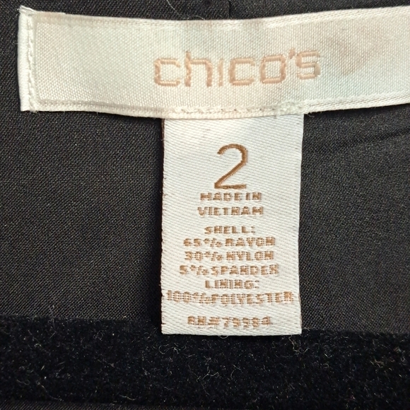 Chicos Jacket Blazer With A Notched Collar & Minimum Stretch   Size 2 - Picture 5 of 7